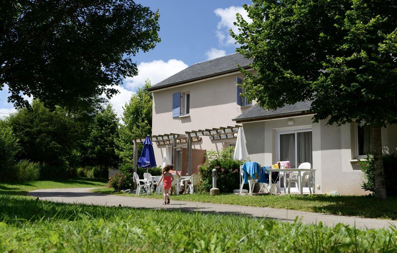 Residence Odalys Le Hameau Du Lac Rignac  Exterior photo