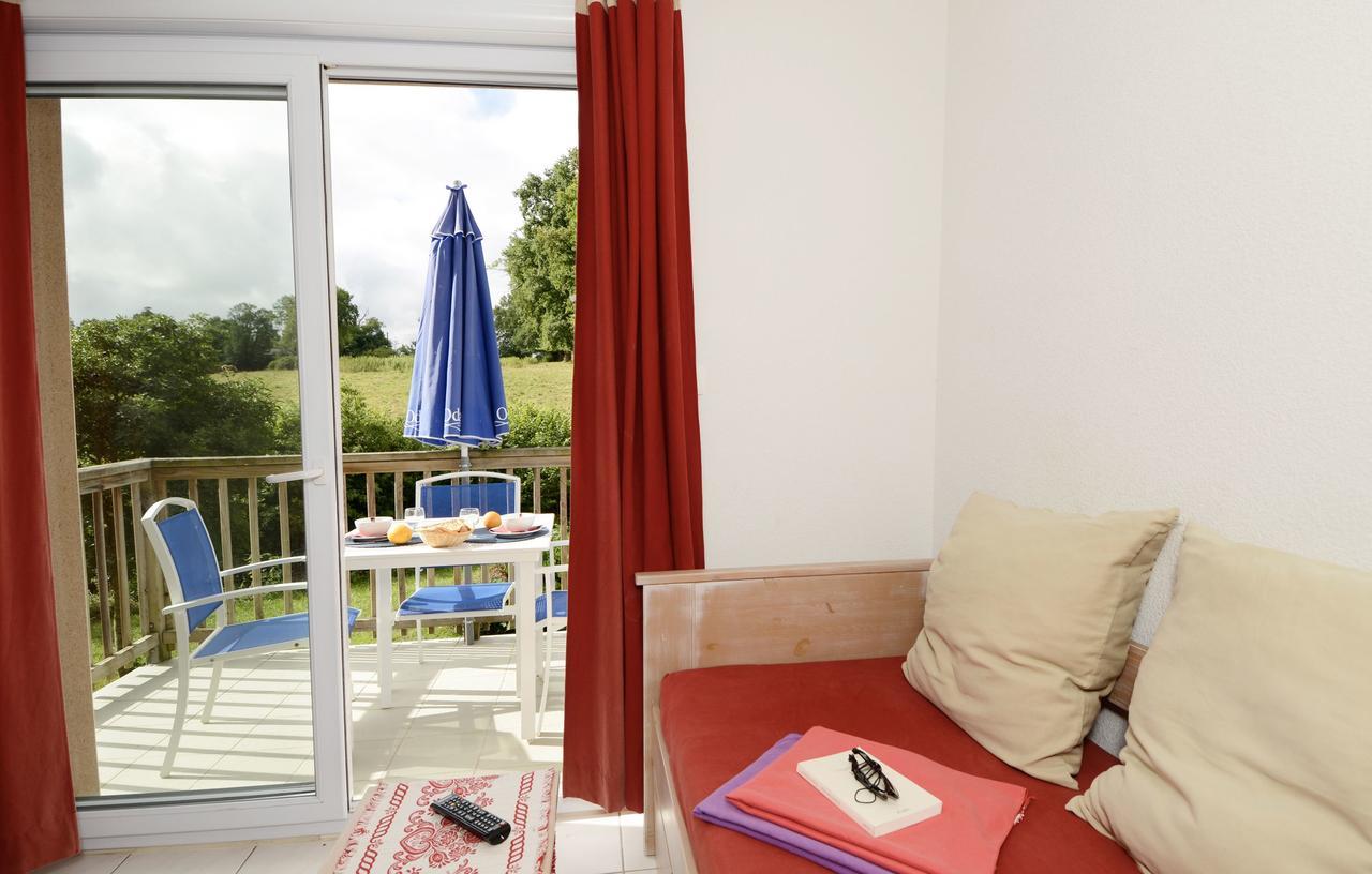 Residence Odalys Le Hameau Du Lac Rignac  Exterior photo